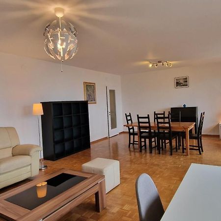 Lugano Lakeview Apartment Private Parking & Self Check-In Buitenkant foto